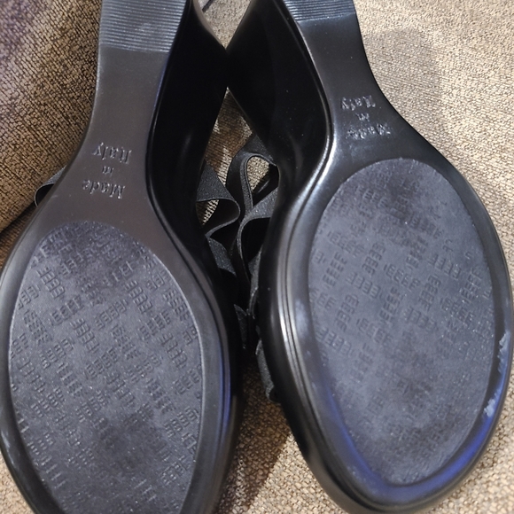 Italian Shoemakers black slides size 8.5 - Picture 3 of 6